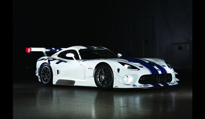 Chrysler Group - SRT Viper GT3-R 2014 front